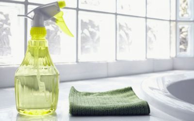 5 Trucos de limpieza de expertos usando artículos para el hogar