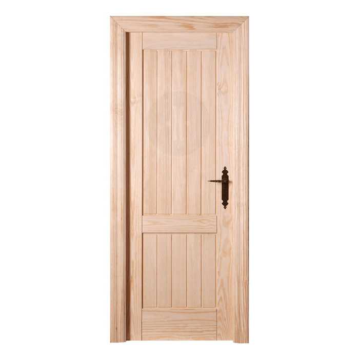 Puerta de entrada clásica madera